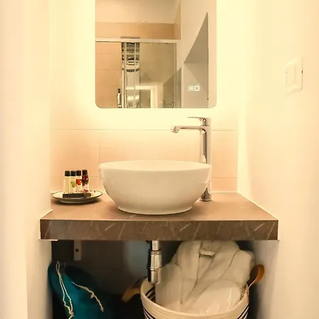 B&B Volpe E Uva Winesuites &