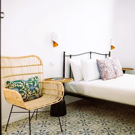 Bed & Breakfast Volpe E Uva Winesuites & Trani
