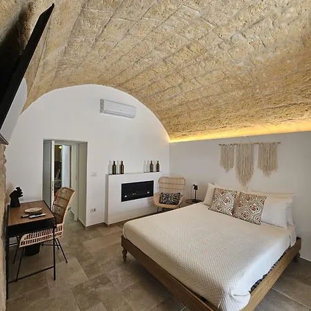 Volpe E Uva Winesuites & 4*
